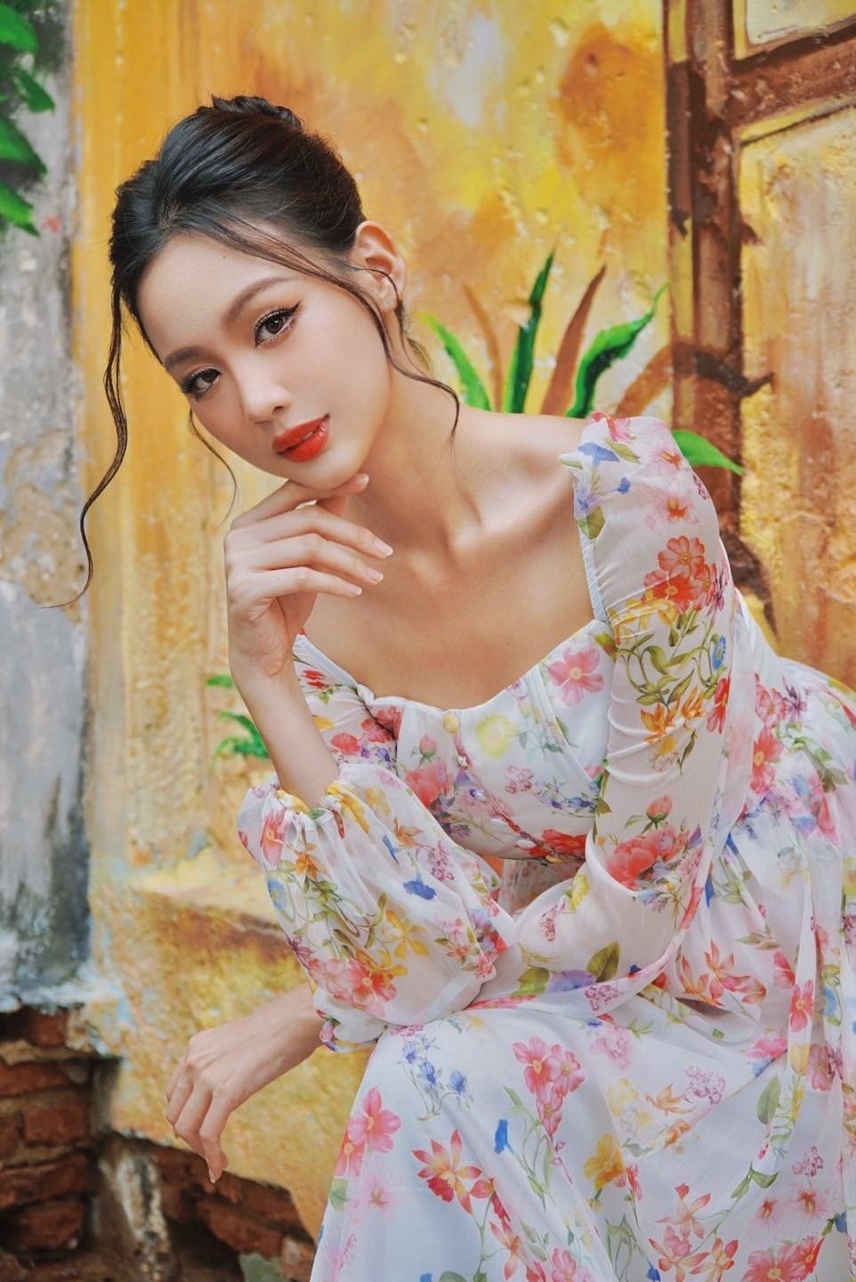 Bảo Ngọc có điểm IELTS đạt 8.0. Cô cũng từng lọt top 20 cuộc thi Hoa hậu Việt Nam năm 2020.