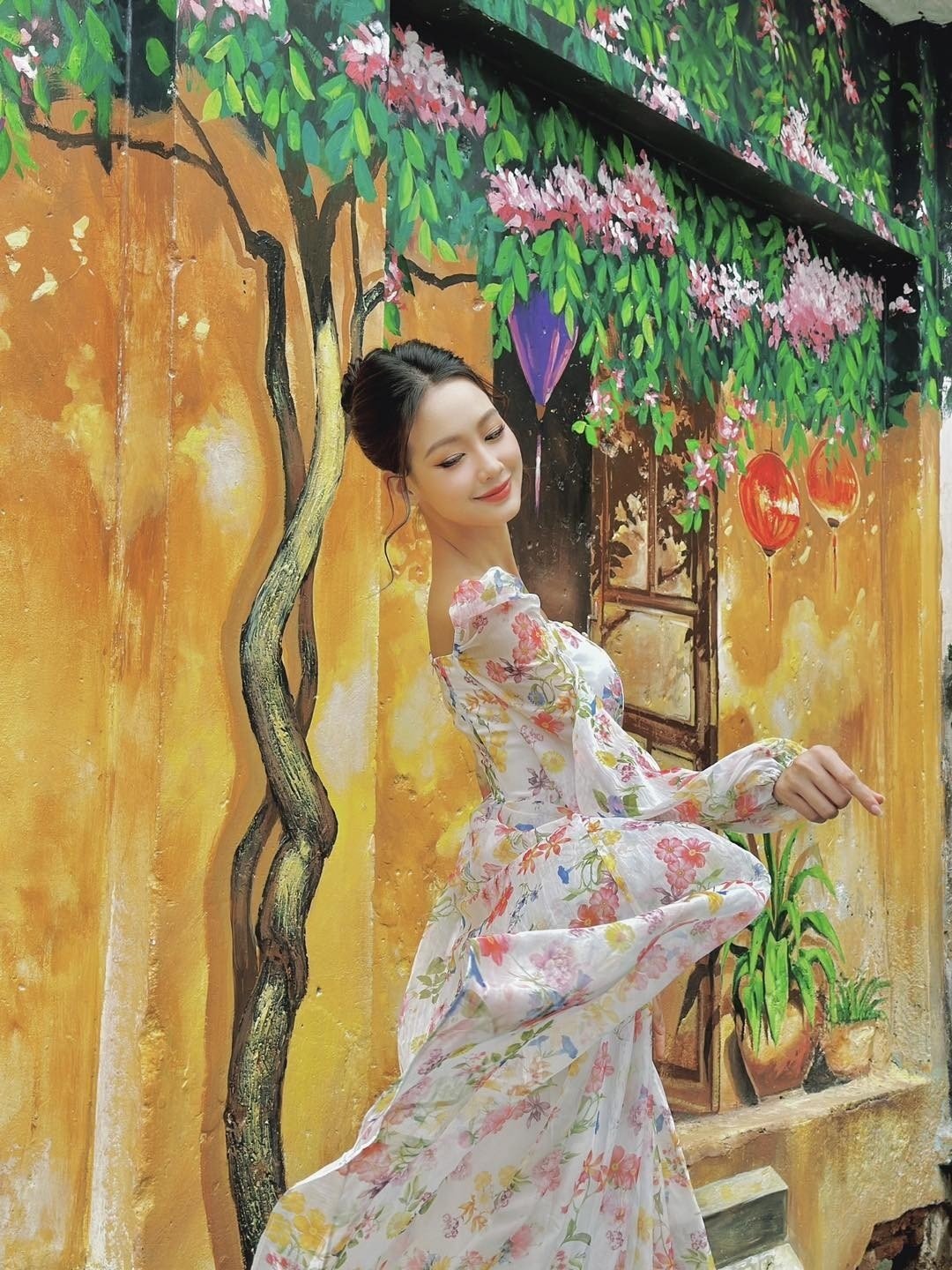 Lê Nguyễn Bảo Ngọc đăng quang Miss Intercontinental (Hoa hậu Liên lục địa 2022). Trở về từ cuộc thi, Bảo Ngọc tích cực tham gia các hoạt động trong showbiz Việt.