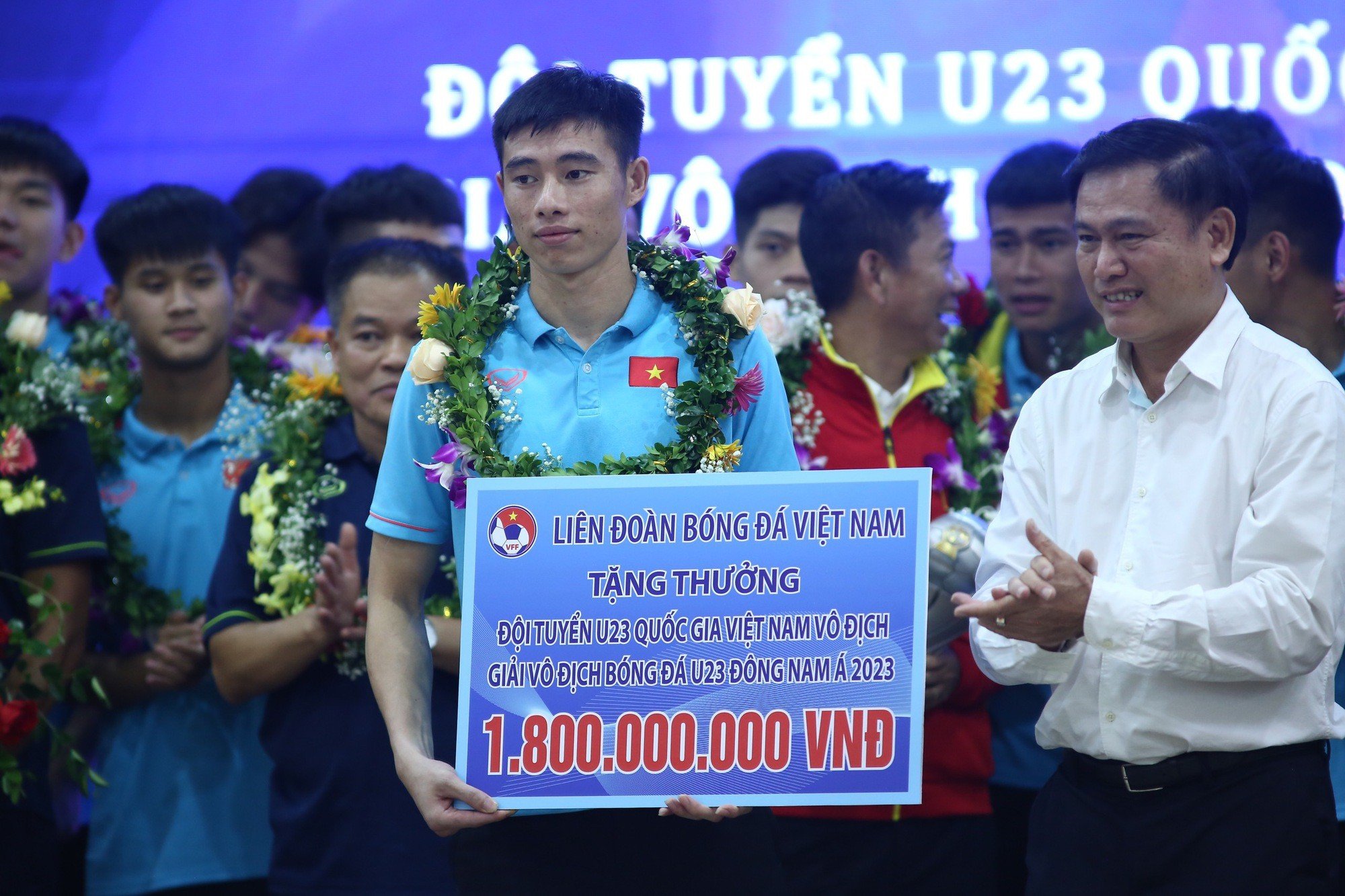 U23 Việt Nam nhận thưởng 1.8 tỷ VNĐ sau chức vô địch U23 Đông Nam Á 2023