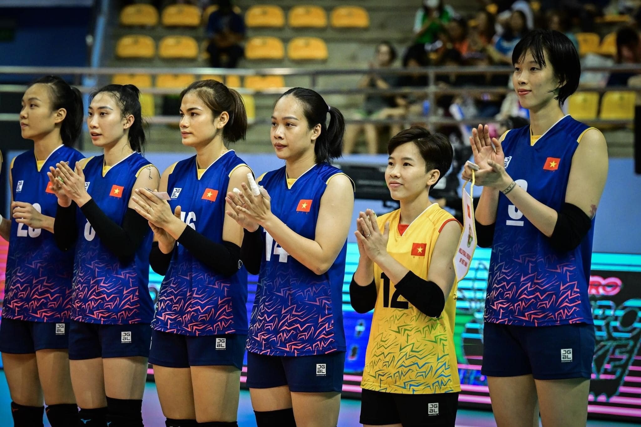 Tuyển bóng chuyền nữ Việt Nam không thể tạo nên bất ngờ trước đội chủ nhà Thái Lan