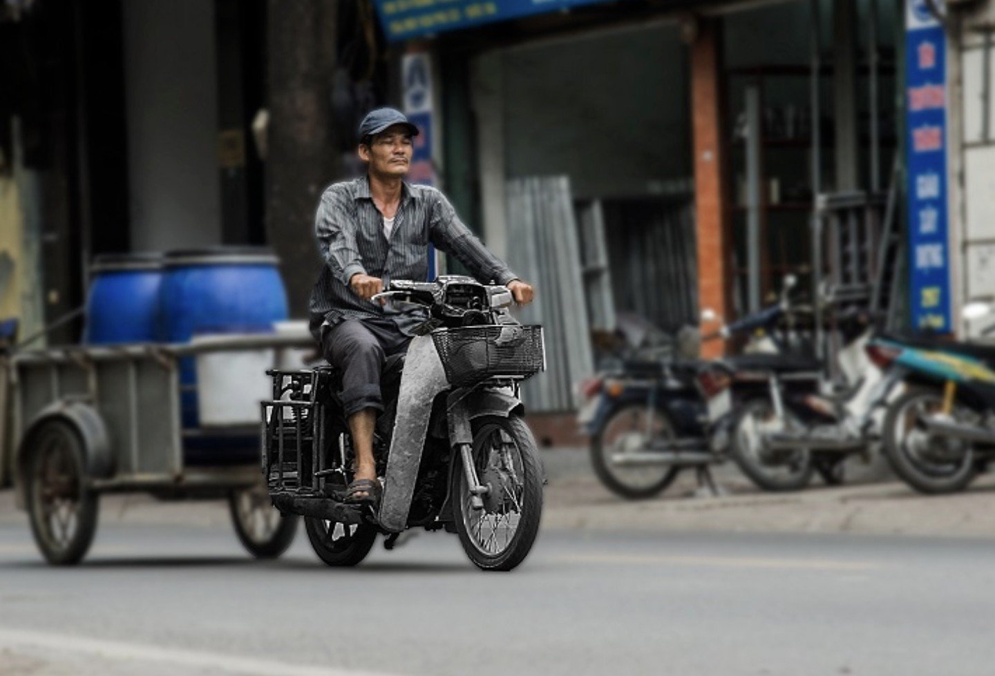 Sở Tài nguyên và Môi trường Hà Nội phát động chương trình “Thí điểm đo kiểm khí thải xe mô tô, xe gắn máy cũ đang lưu hành trên địa bàn thành phố'
