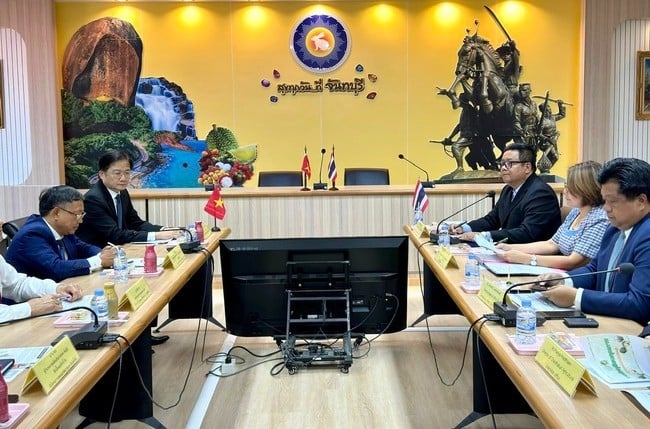 Đoàn công tác tỉnh Đắk Lắk tới thăm và làm việc tại tỉnh Chanthaburi, Thái Lan từ ngày 20 - 24/11. 
