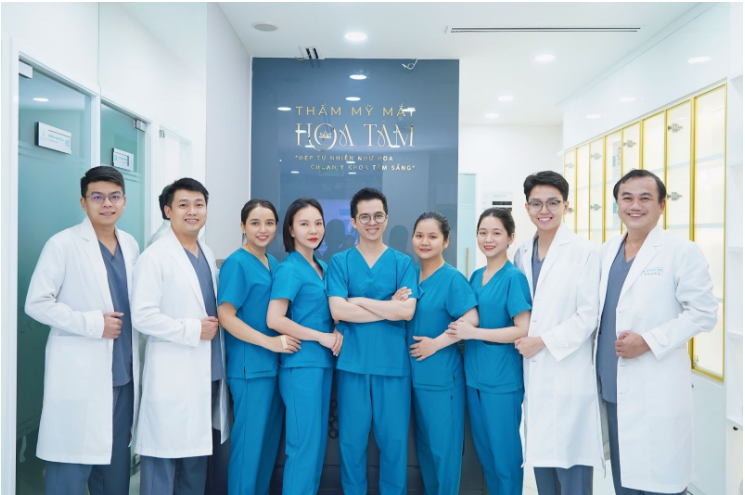 Cảnh Báo Hệ Lụy Về Chọn Nhầm Địa Chỉ Thẩm Mỹ Mắt Không An Toàn - Ảnh 5