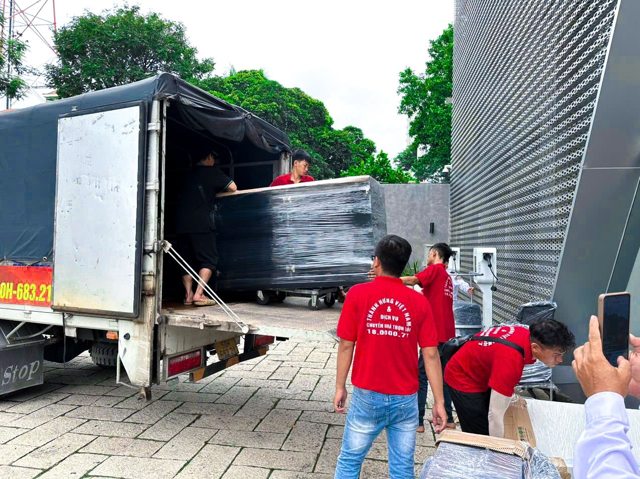 Taxi Tải Thành Hưng - Chuyển nhà, chuyển văn phòng trọn gói A-Z - Ảnh 3